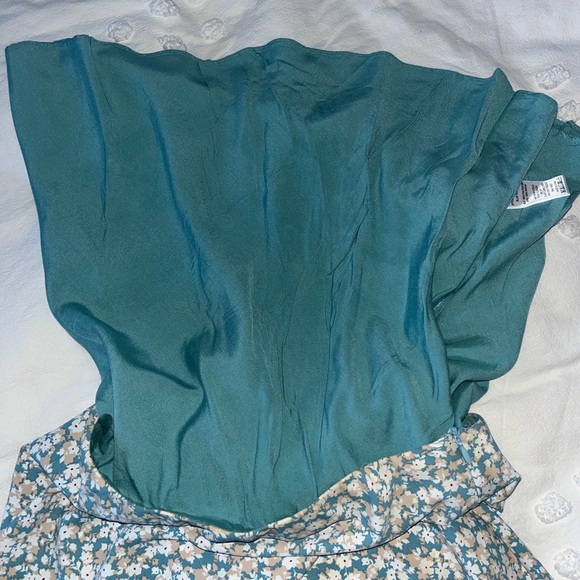 The Latest Scoop Floral Midi Skirt - Picture 7 of 8